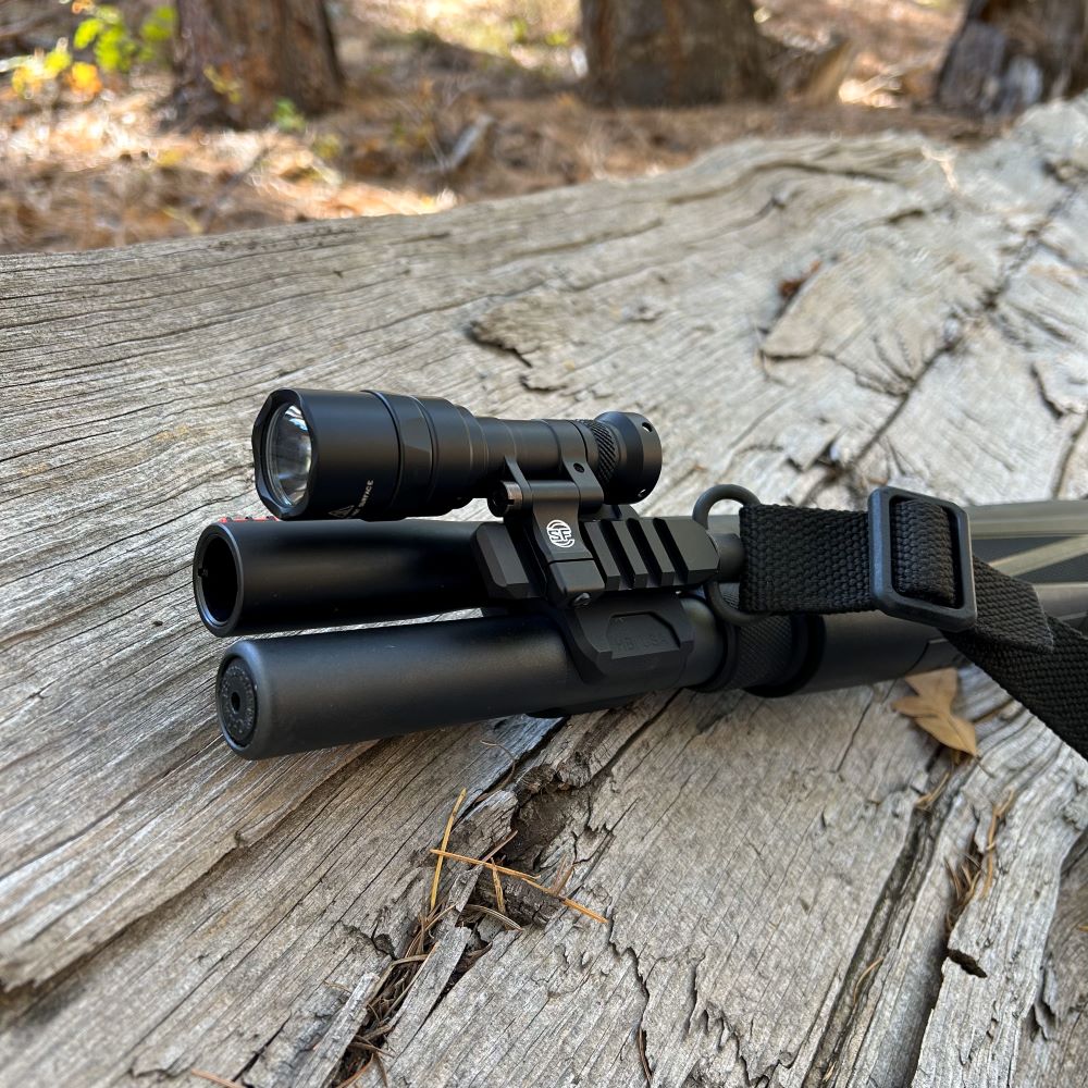 HBI MOSSBERG 940 PRO ALUMINUM BARREL TUBE CLAMP, 1913 PICATINNY MOUNT, SUREFIRE LIGHT INSTALLED_2