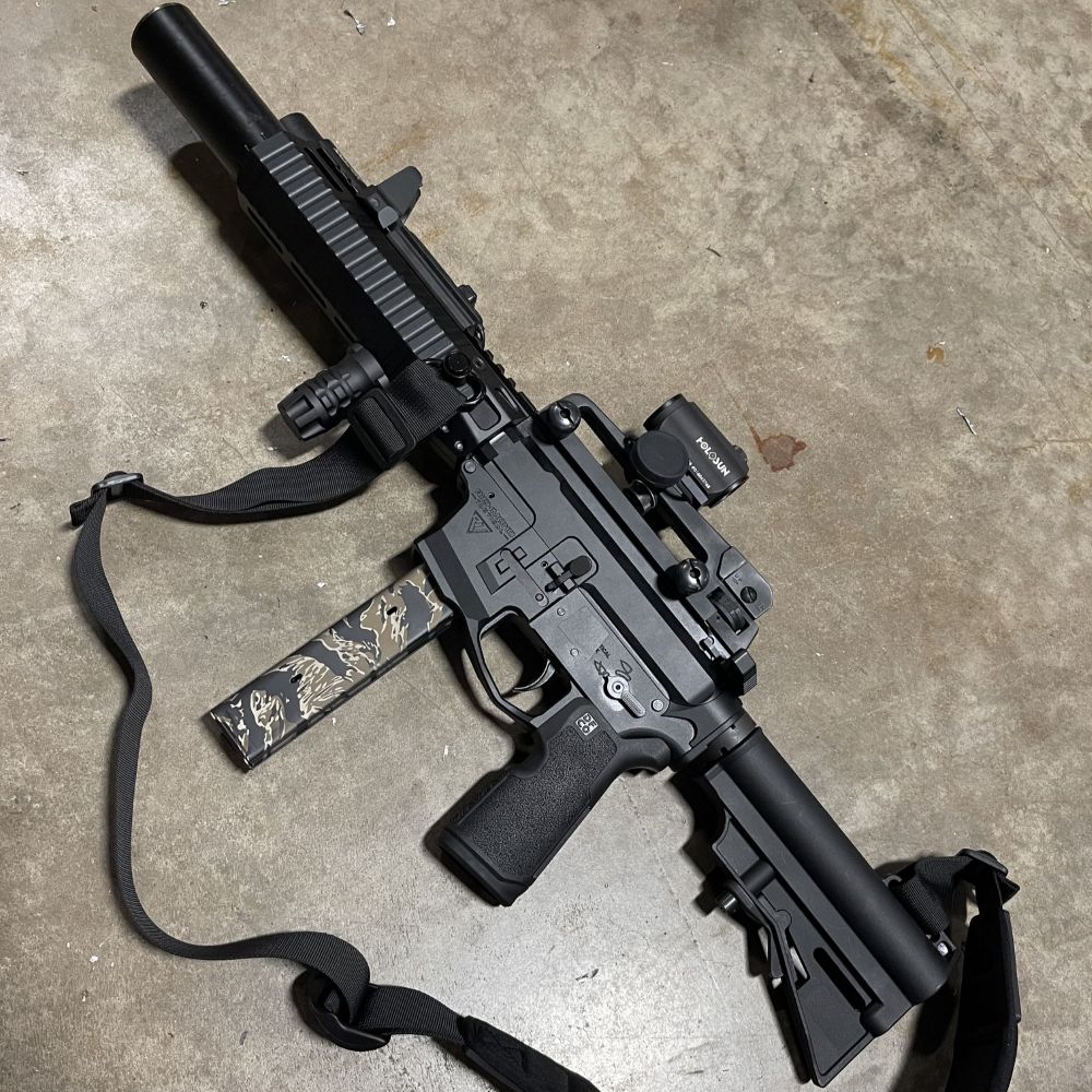 HBI AR9 SUPRESSOR HANDGUARD RETRO SD 8 INCH_INSTALLED ISO RICHMOND TACTICAL